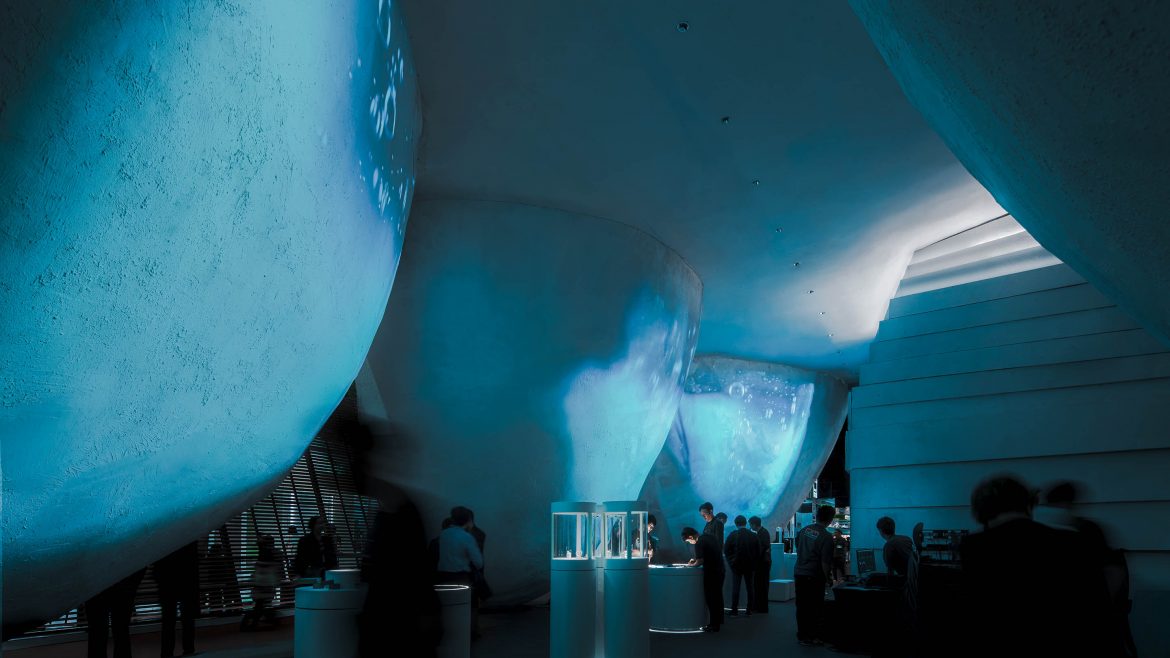 17_Natural projections embedded in curved spatial forms ©ar-chro-matic